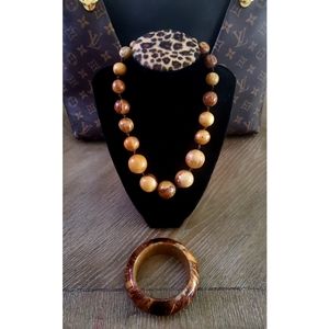 Fossil Necklace and bracelet